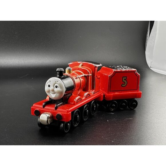 2002 James And Tender Thomas & Friends Take-N-Play Along Diecast Train #5 Engine - Picture 2 of 11